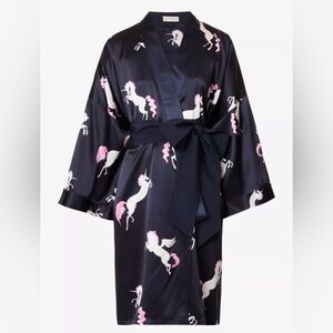 OLIVIA VON HALLE
Mimi Persea Printed Silk Robe